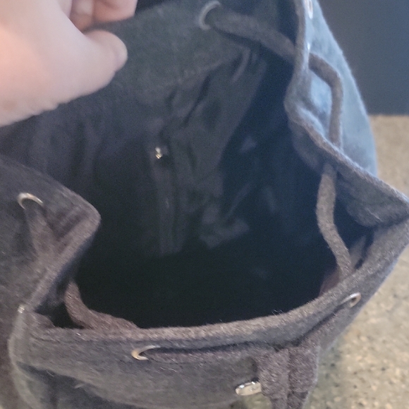 Gray Wool Backpack - Picture 4 of 11